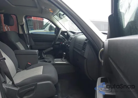 2010 Dodge Nitro Heat z USA, uszkodzony, nr VIN 1D4PU4GK6AW174996